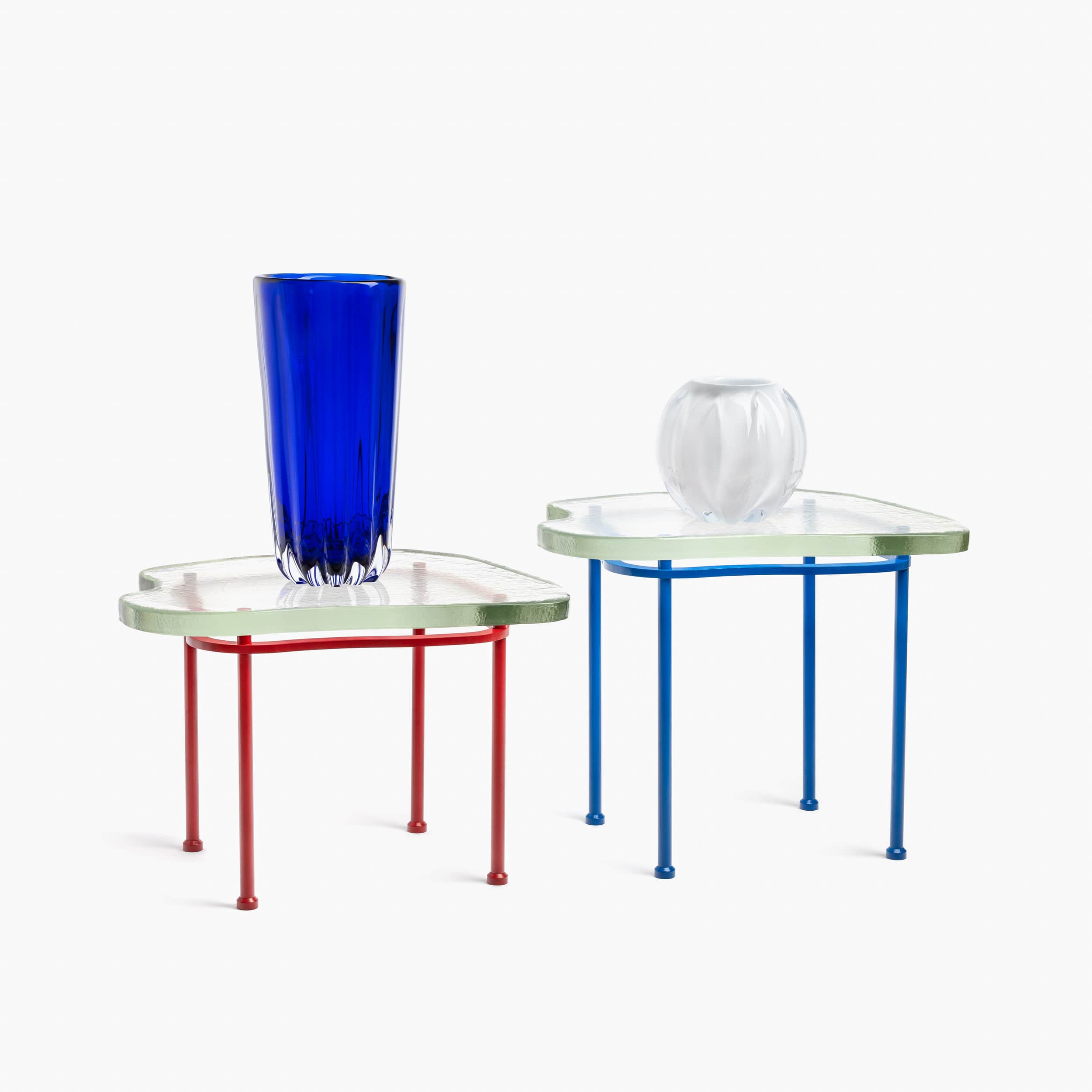 YALI ISOLA SIDE TABLE CLEAR RED