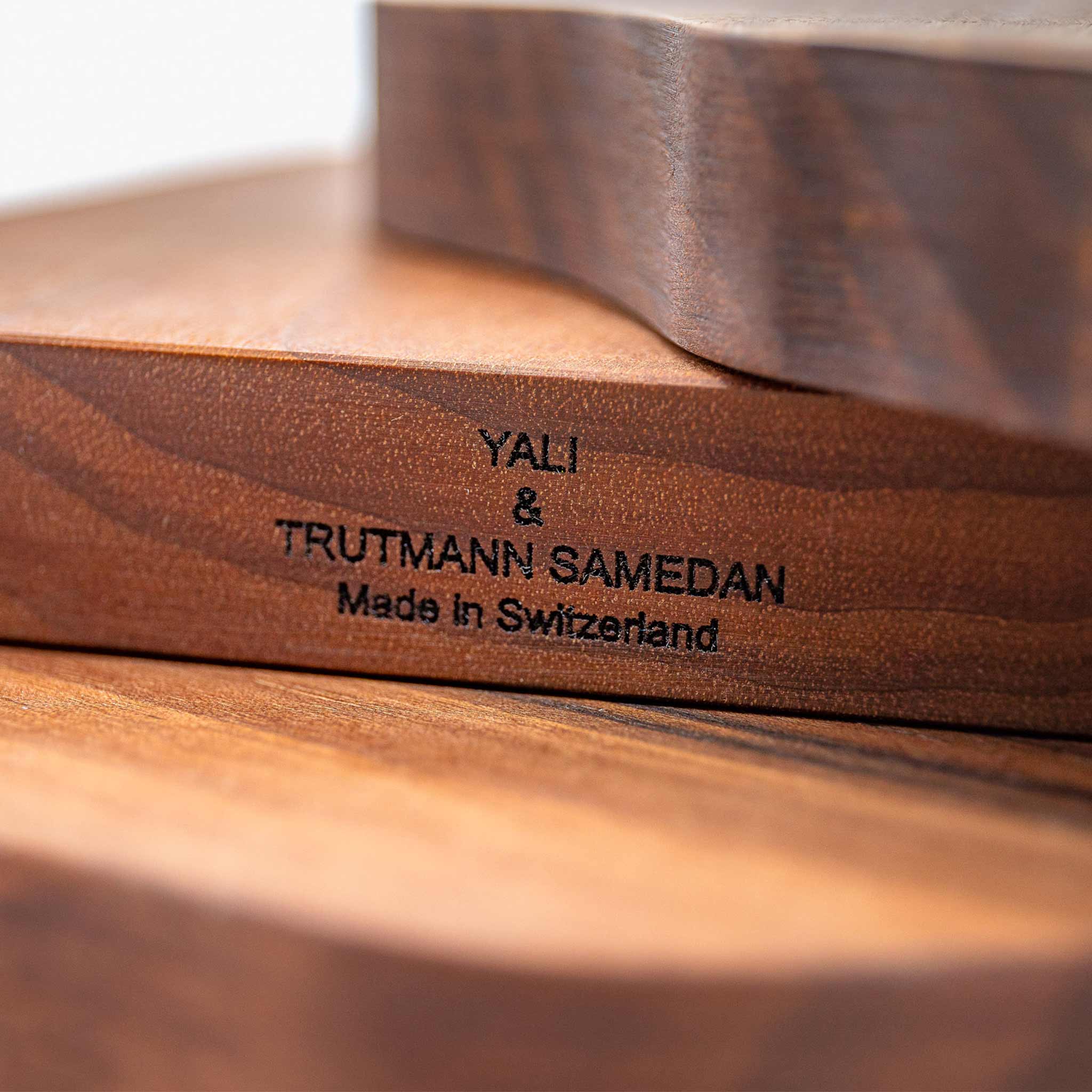 YALI MUNTOGNAS WOODEN BOARD